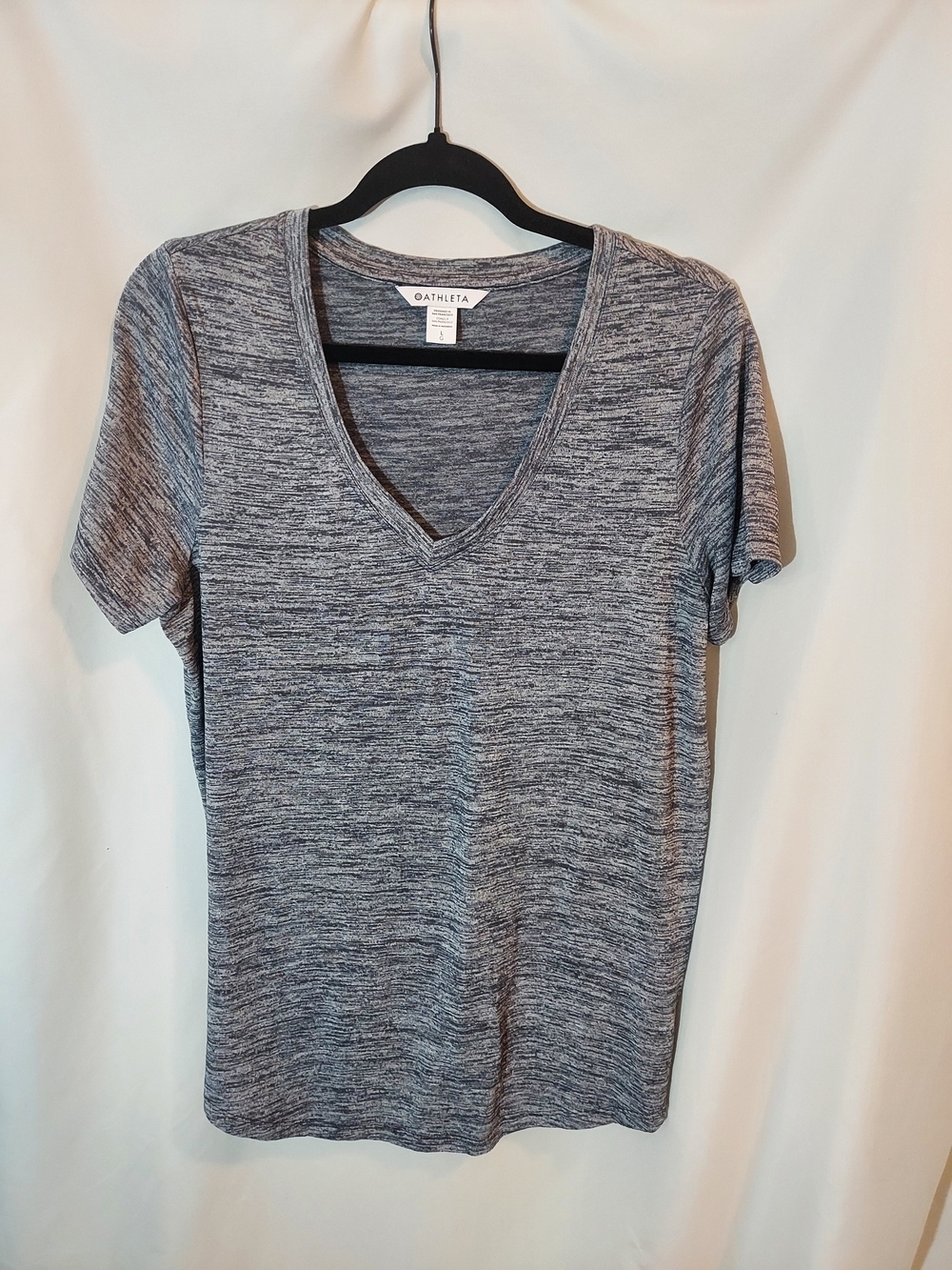 Athleta Breezy Scoop V-Neck Tee - Gray Heathered Burnout - Size L
